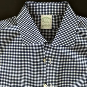 Brooks Brothers Dress Shirt 16 neck 35 sleeve